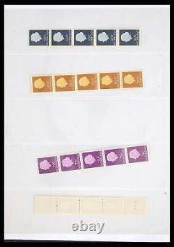 Lot 39603 MNH stamp collection Netherlands coil stamps 1945-2010 in 2 stockbooks