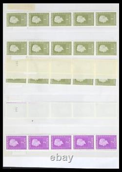 Lot 39603 MNH stamp collection Netherlands coil stamps 1945-2010 in 2 stockbooks