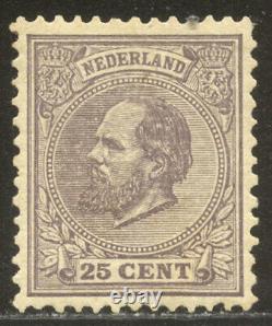 NETHERLANDS #30 Mint (LH) 1872 25c Dull Violet