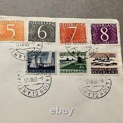 1963 Pays-Bas Couverture de la gare d'Amsterdam avec 11 timbres différents