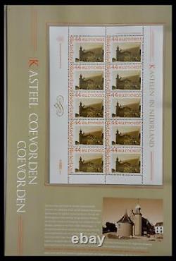 Collection de timbres Lot 13104 MNH Châteaux aux Pays-Bas dans un album spécial