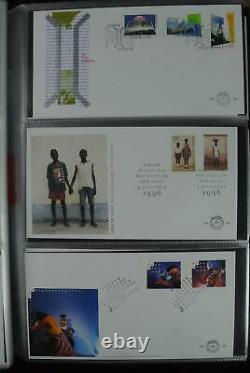 Lot 26836 Collection complète de FDC Pays-Bas 1995-2012 dans 3 albums FDC