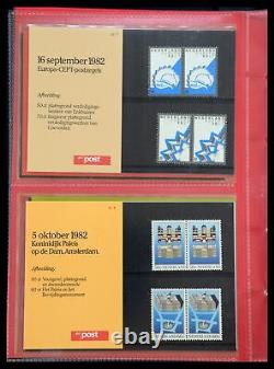 Lot 35692 Collection de timbres Pays-Bas enveloppes de présentation 1982-2021