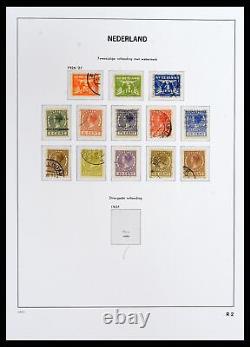 Lot 37792 Collection complète de timbres néerlandais syncopés 1925-1933 sur pages