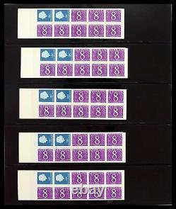 Lot 39034 Collection de carnets de timbres Pays-Bas 1964-1976 dans 2 albums Safe