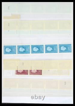 Lot 39603 Collection de timbres MNH Pays-Bas timbres en bobine 1945-2010 dans 2 albums de stockage